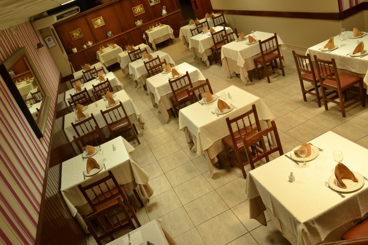 Hostal-Restaurante Paris 福尔卡雷 外观 照片